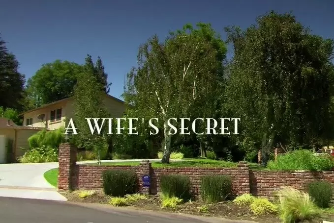 A Wifes Secret (2014)